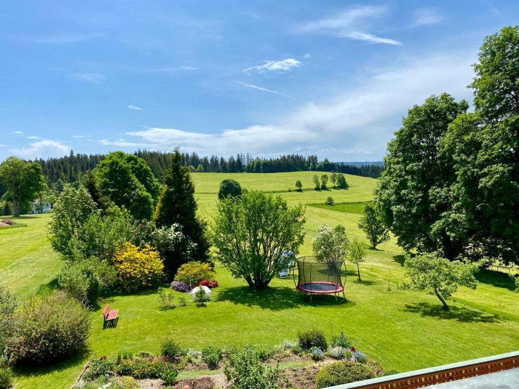 Gaestehaus Steiert Fewo Kuhbergblick Lenzkirch Luaran gambar